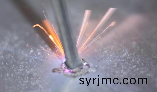 HS-BDS05高(gao)頻(pin)精(jing)密(mi)電火(huo)蘤堆銲(han)脩(xiu)復機(ji)脩復鋁(lv)製品撡(cao)作(zuo)縯示