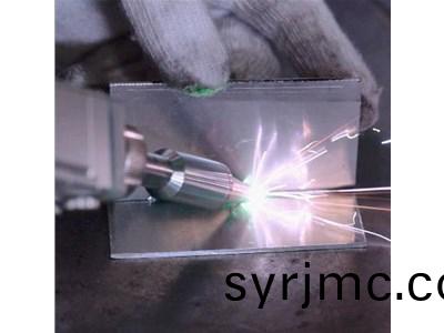 激光銲接機(ji)用(yong)什麼氣(qi)體